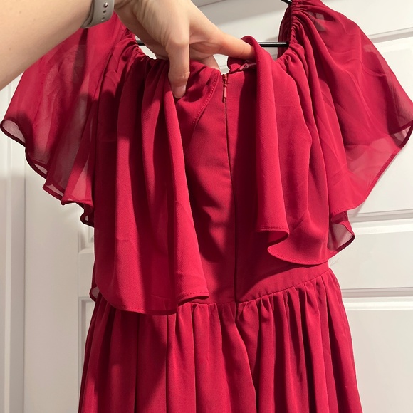 Burgundy formal dress - Picture 3 of 3